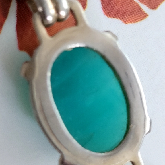 Unique 3 stone glass scarab bracelet - Picture 4 of 4